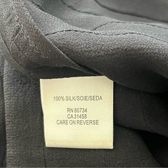 BCBGMaxazria Black 100% Silk Chiffon Tiered Sheath Blouse Size XXS - Picture 5 of 7